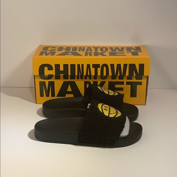🙂[BRAND NEW] CHINATOWN MARKET SMILEY BASKETBALL SHERPA SLIDES SLIP-ON SANDALS🙂 - Picture 8 of 12